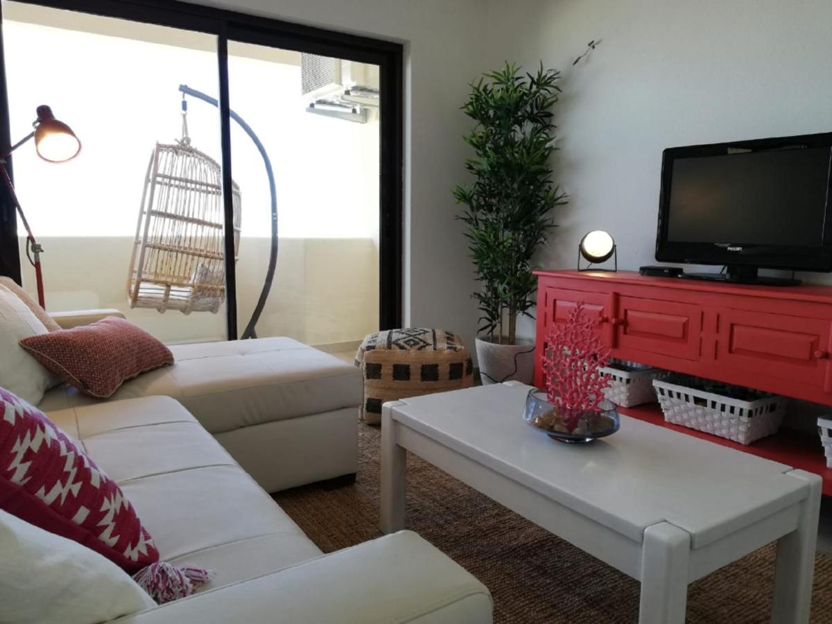 Wow Sea View, 200Mts To Beach & 10 Min To Downtown Лагос Екстериор снимка