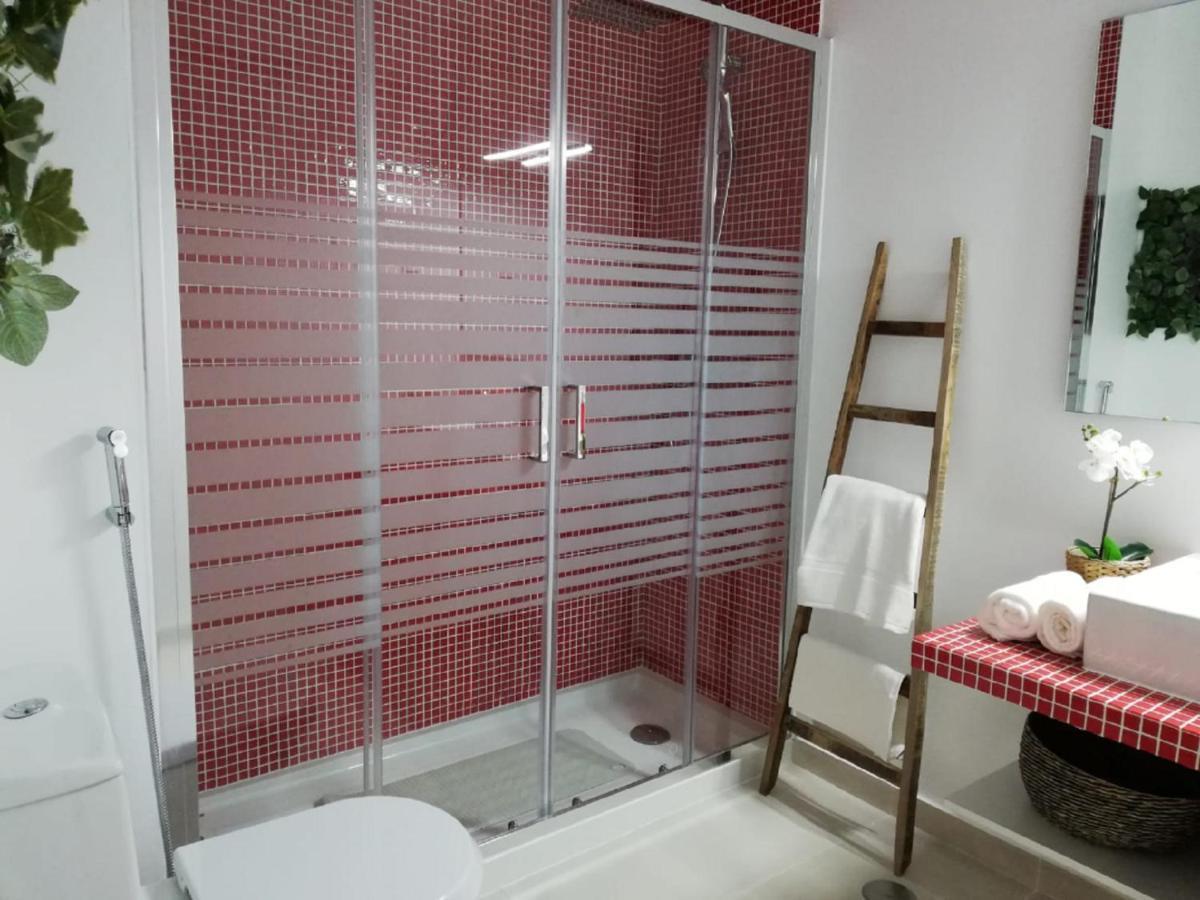 Wow Sea View, 200Mts To Beach & 10 Min To Downtown Лагос Екстериор снимка